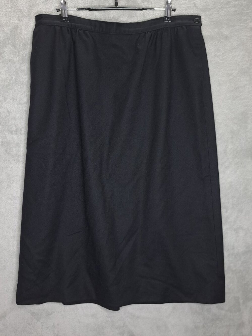 Pendleton Size 16W Black Pencil Skirt Wool Lined Button Closure USA Vintage
